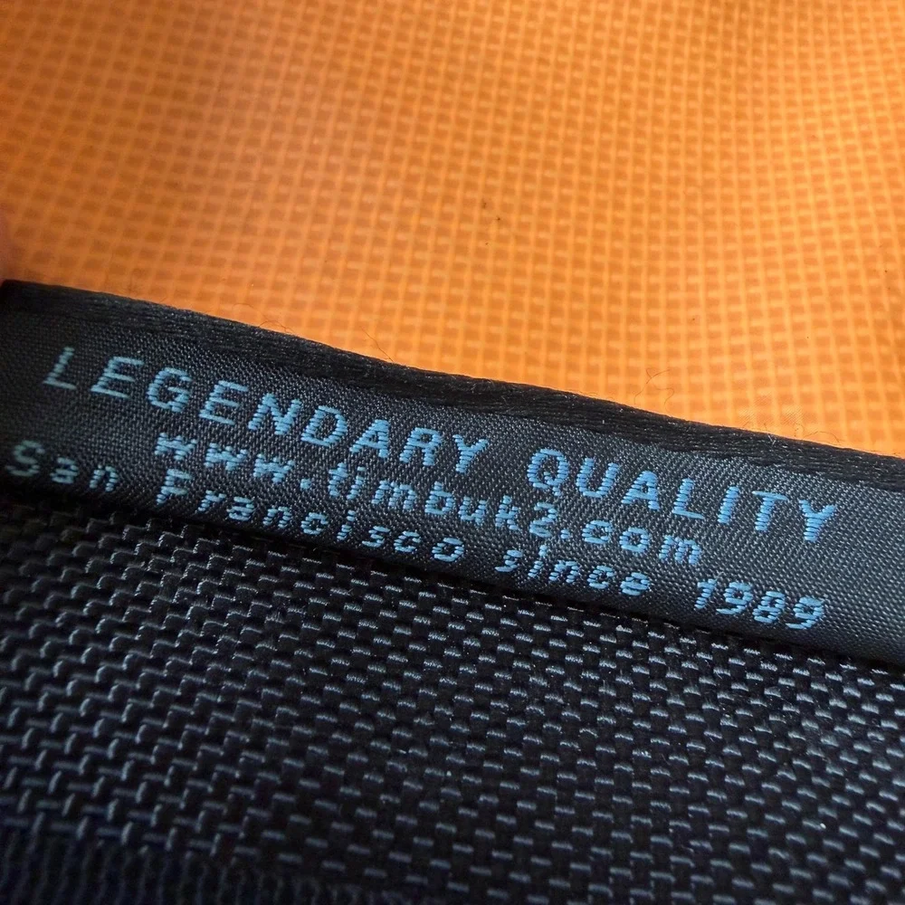 Vintage Timbuk2 Classic Messenger Bag Medium Black Orange Laptop Nylon
